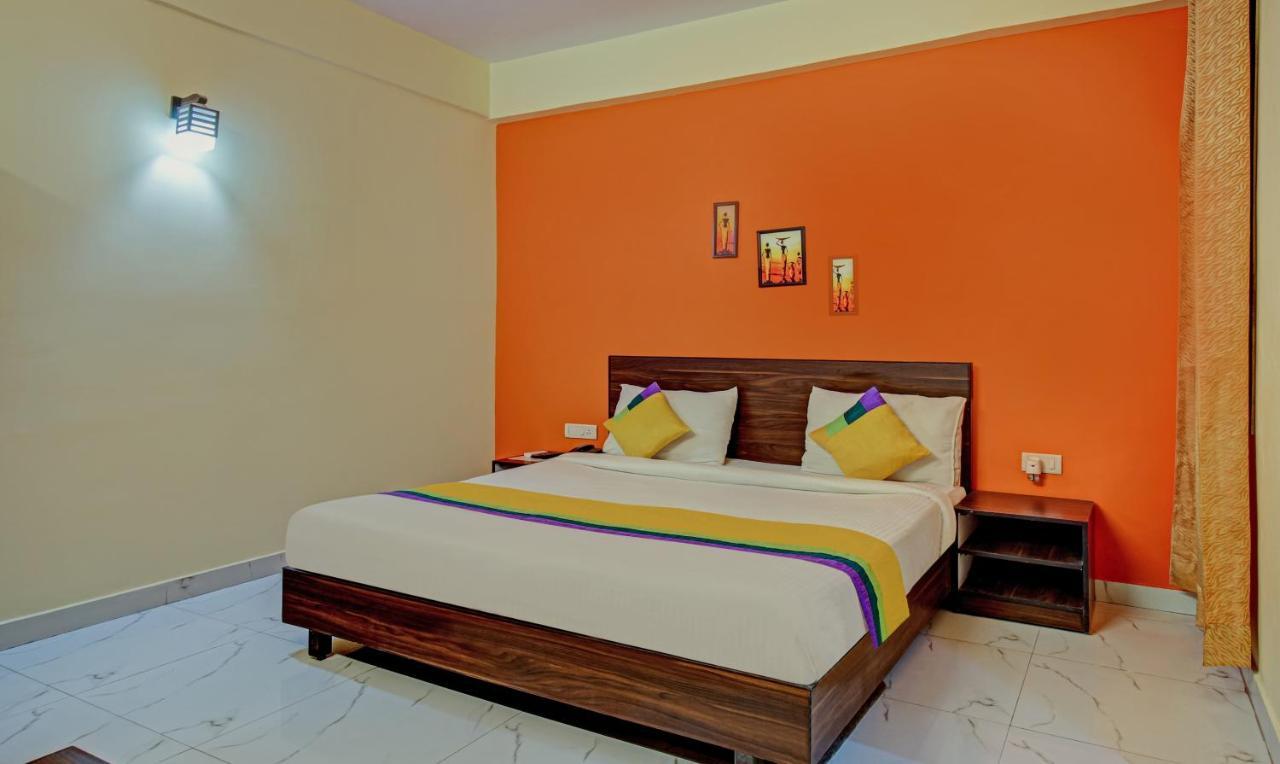 Itsy Hotels Royal Monarch Gorakhpur Exteriör bild