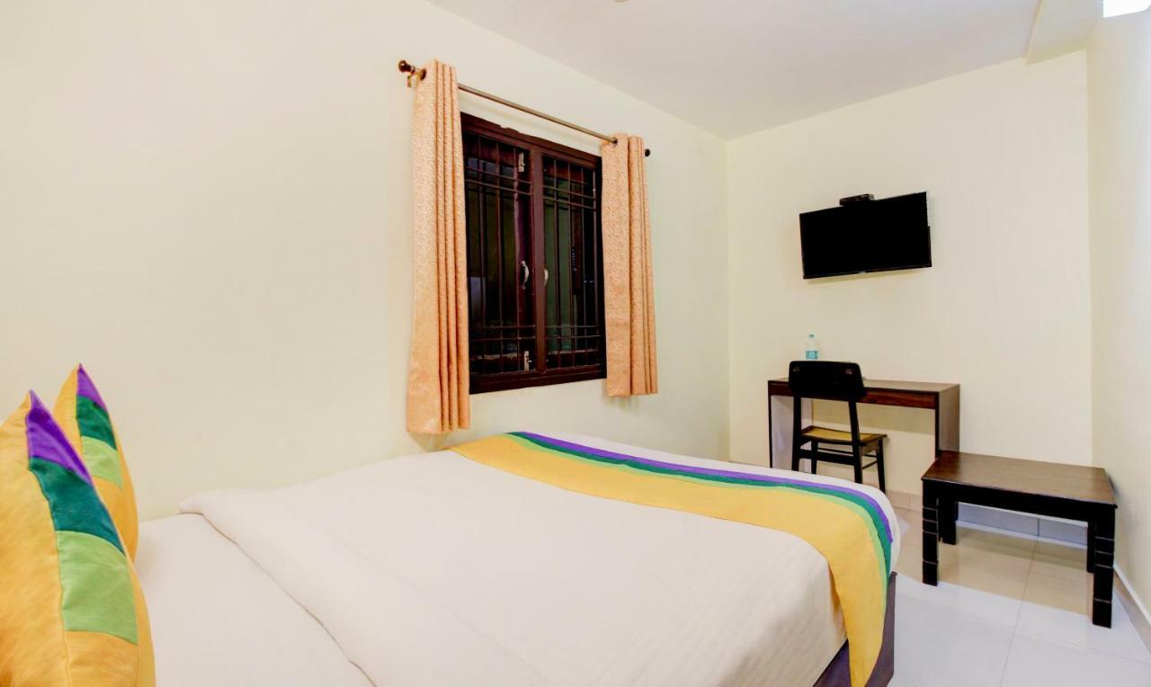 Itsy Hotels Royal Monarch Gorakhpur Exteriör bild