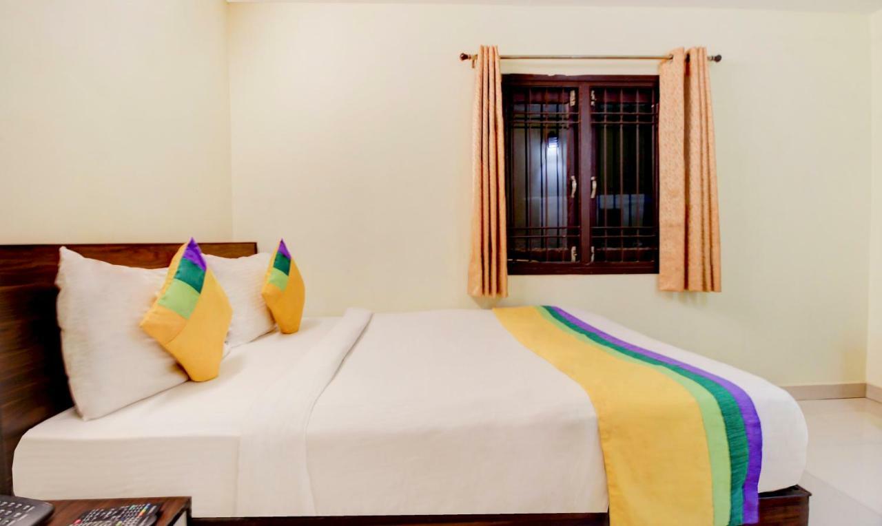 Itsy Hotels Royal Monarch Gorakhpur Exteriör bild